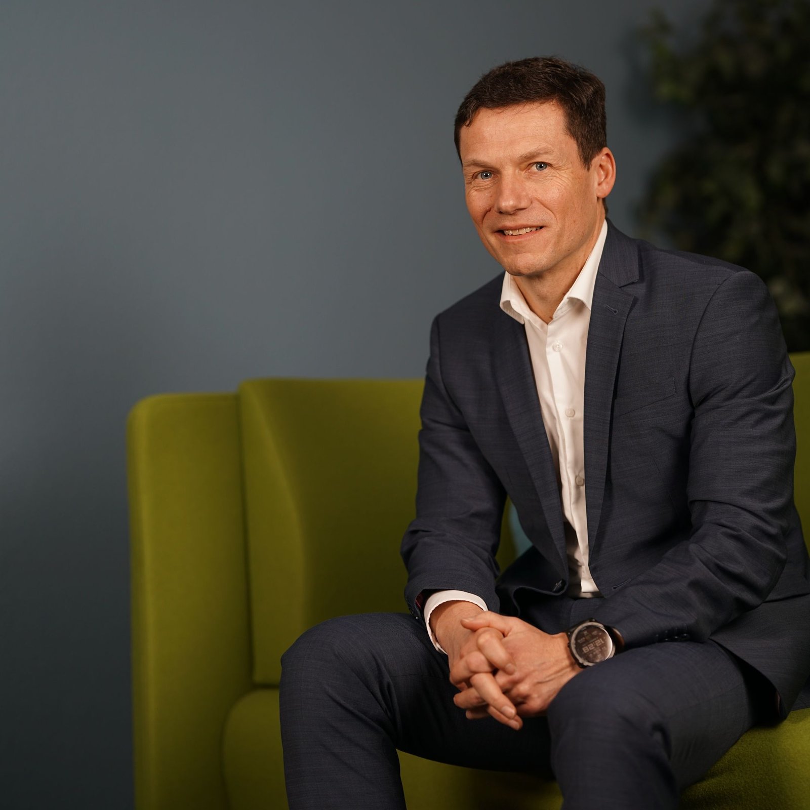 compacer LB sitzend rechts - optimiert-2